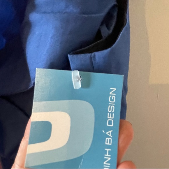 Blue Rose Dinh Ba sleeveless top Sz M NWT - Picture 5 of 6